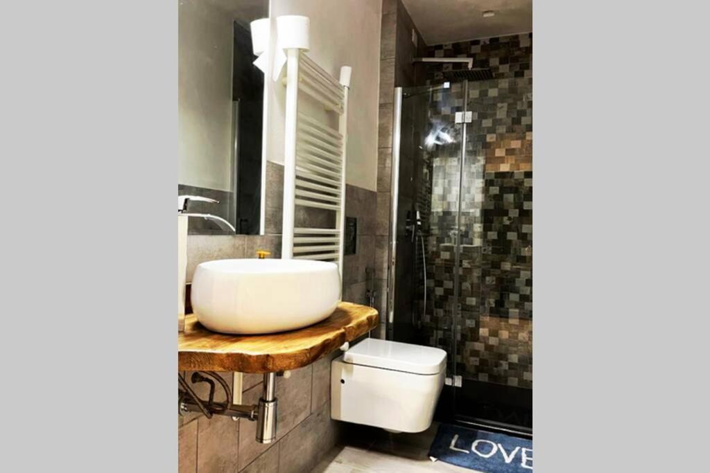 Auri'S Home 佛拉斯特拉 外观 照片